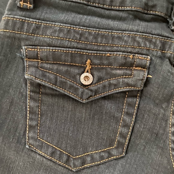 Guess Low bootcut Jeans - Picture 8 of 11